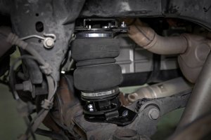 Ram 1500 Air Spring Kit - Rear - Rough Country - 4 Inch Lift Kit with Compressor - '19-'25